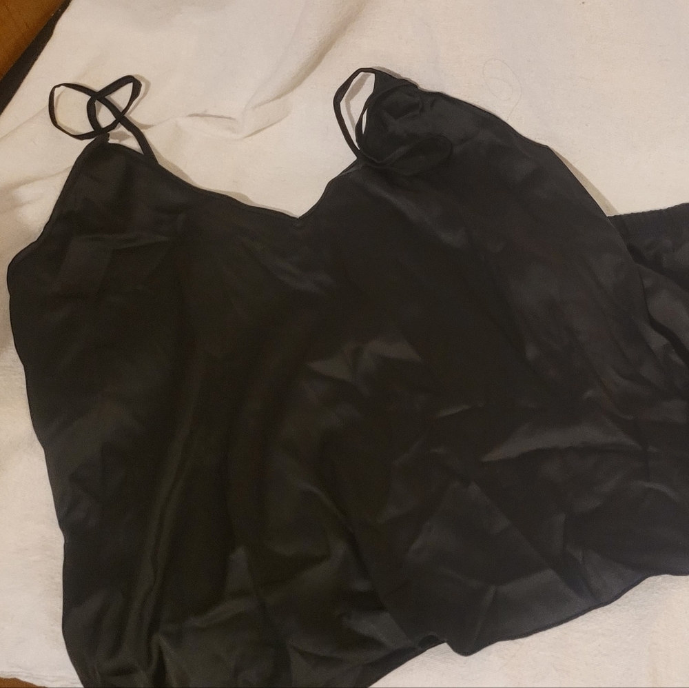 Black ladies XL pajama short set